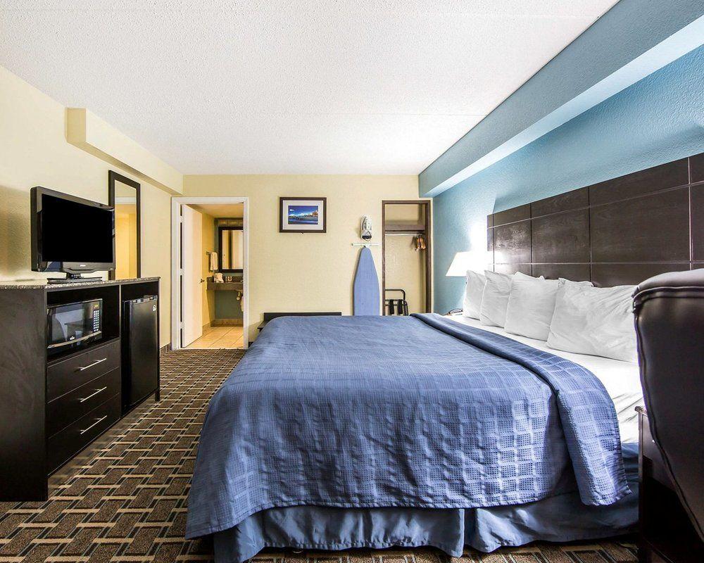 Oyo Hotel Knoxville Tn Cedar Bluff I-40 Экстерьер фото