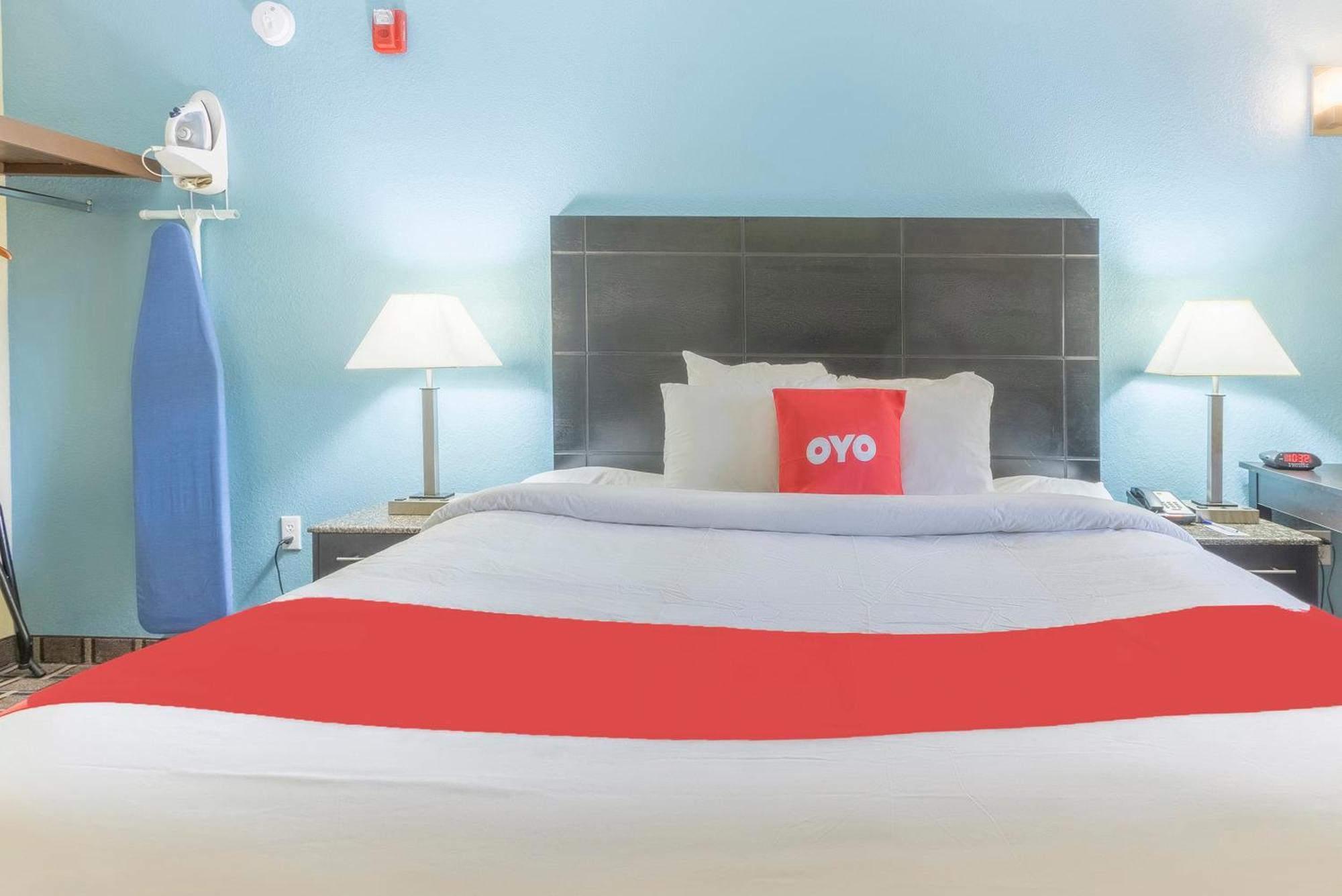 Oyo Hotel Knoxville Tn Cedar Bluff I-40 Экстерьер фото