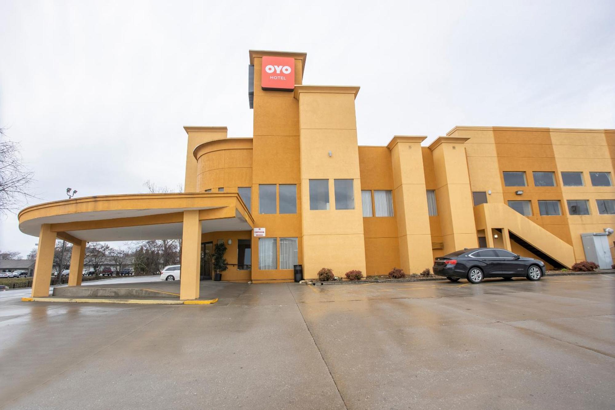 Oyo Hotel Knoxville Tn Cedar Bluff I-40 Экстерьер фото