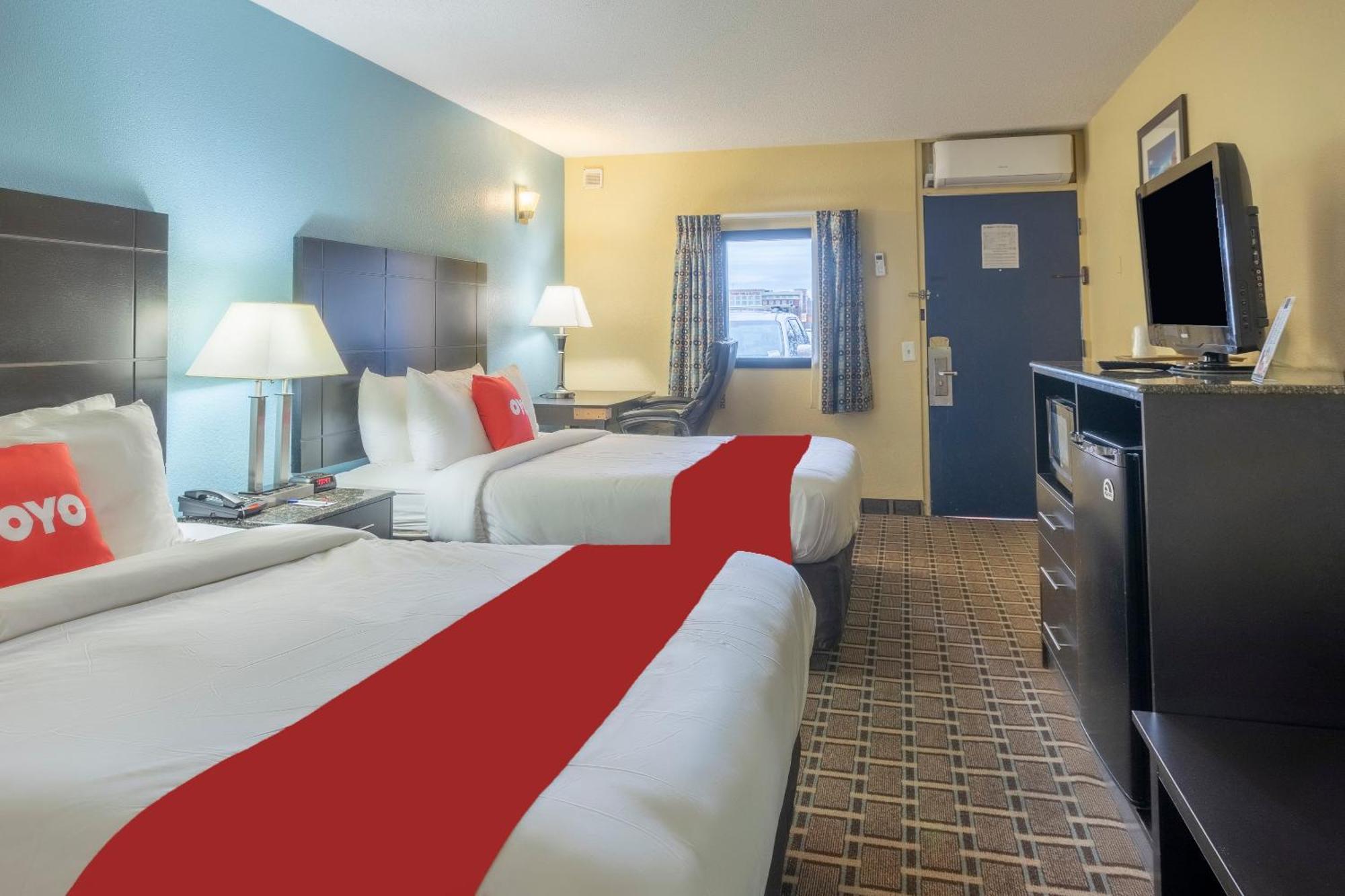 Oyo Hotel Knoxville Tn Cedar Bluff I-40 Экстерьер фото
